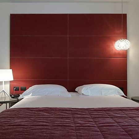 Link124 Hotel Parma Luaran gambar