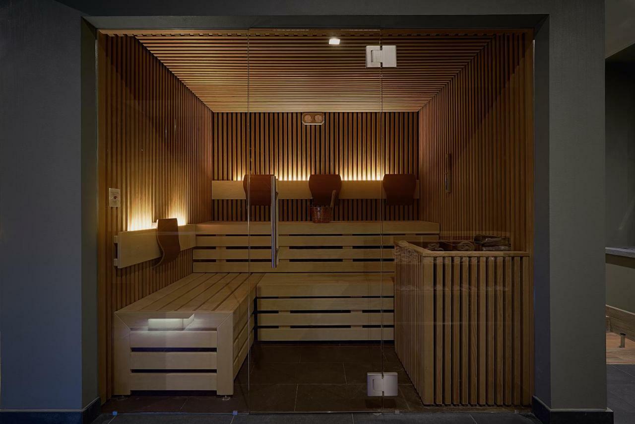 Link124 Hotel Parma Luaran gambar