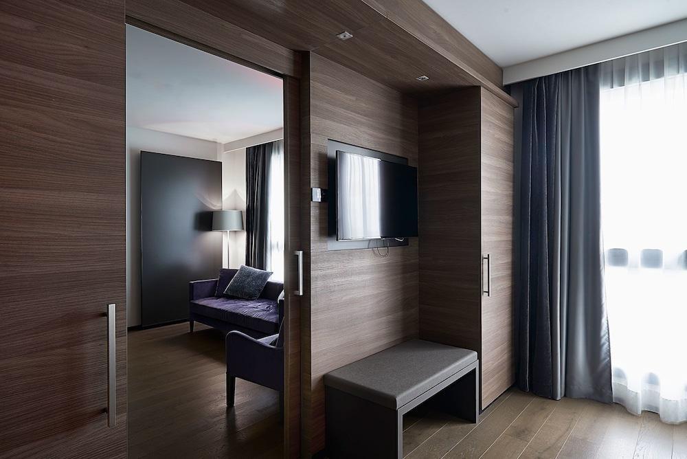 Link124 Hotel Parma Luaran gambar